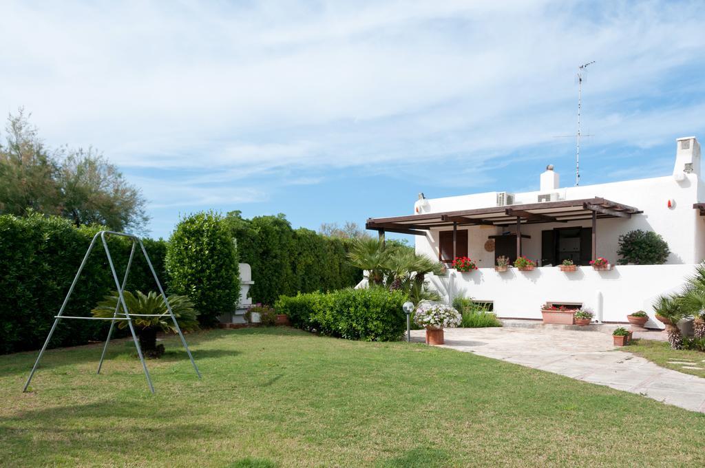 Casalmare Hotel Mola di Bari Exterior photo